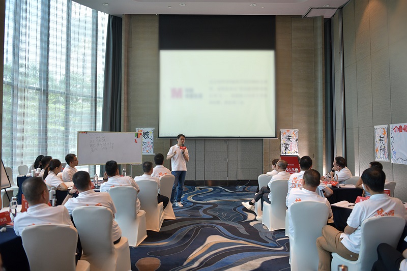 NIK_9925.jpg NIK_9925.jpg